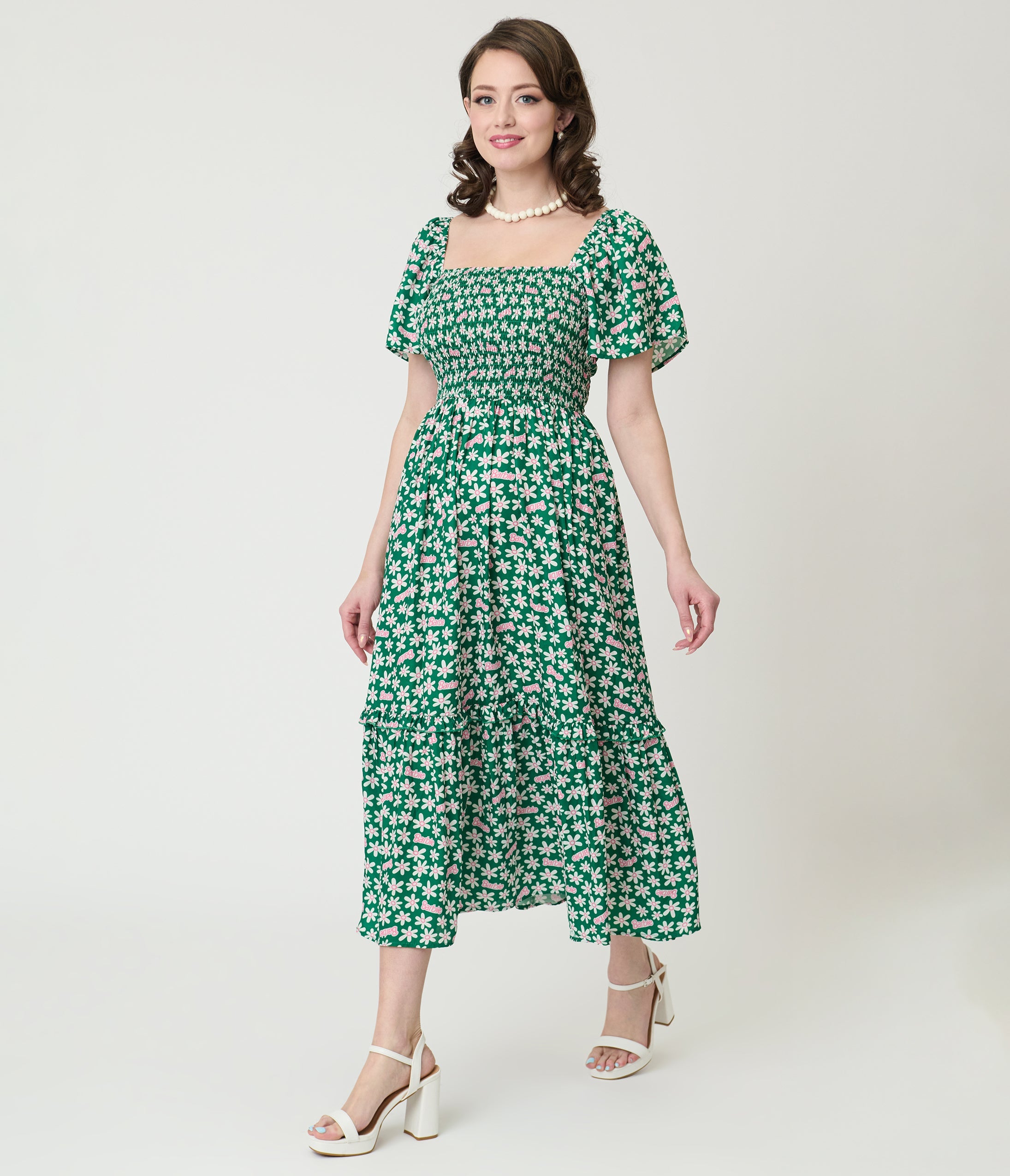 Barbie芒鈧∶?脗垄 x Unique Vintage Green Ditzy Daisy Smocked Midi Dress