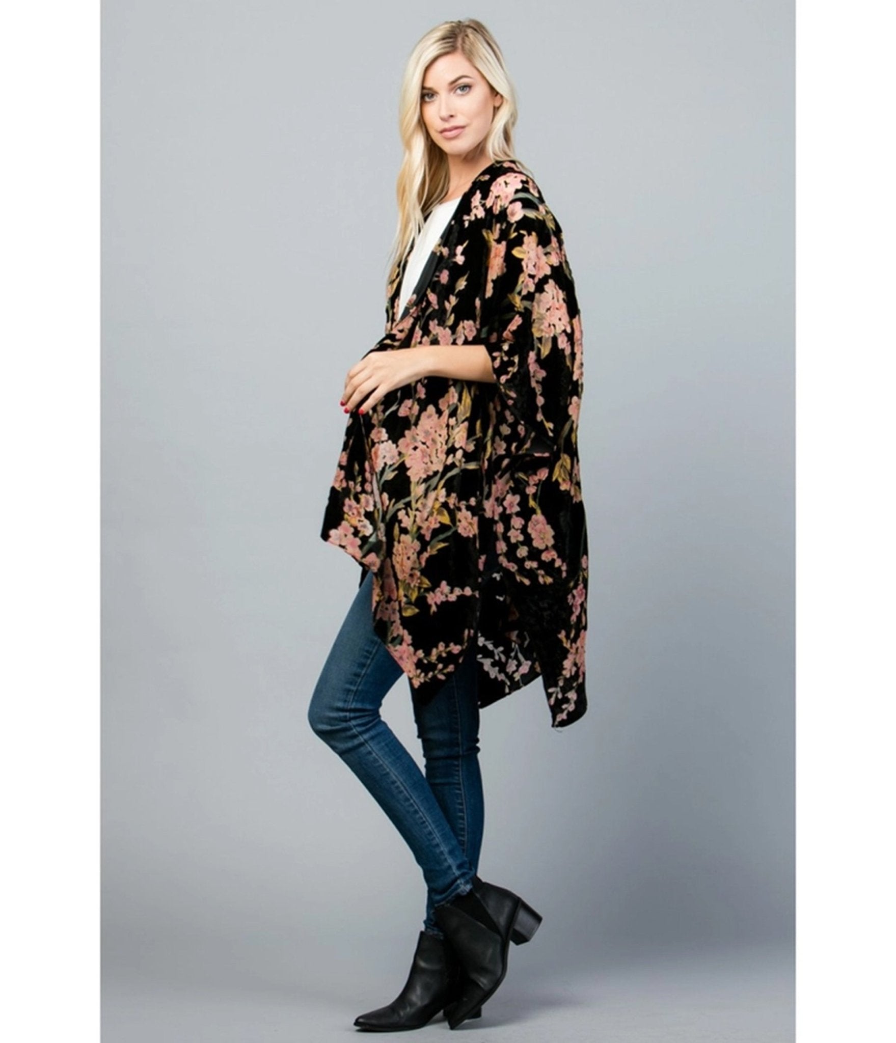 Black Floral Print Velvet Kimono
