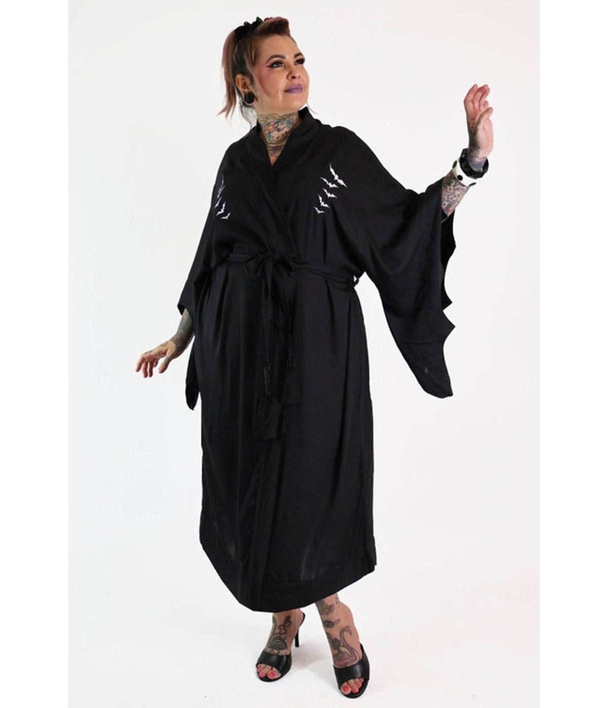 Bonsai Kitten Plus Size Black Bat Kimono