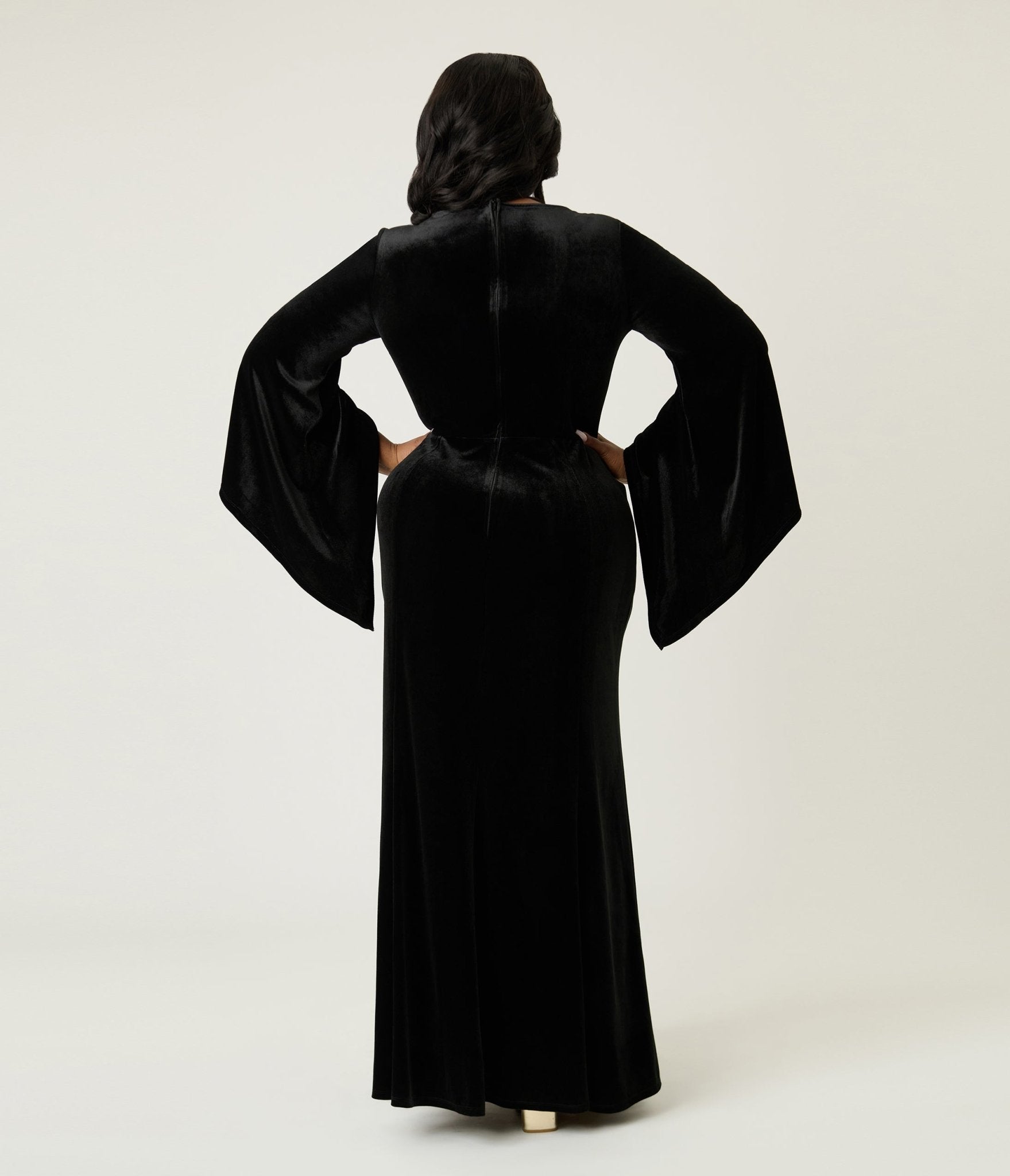 Elvira x Unique Vintage Plus Size Black Dagger Velvet Maxi Dress